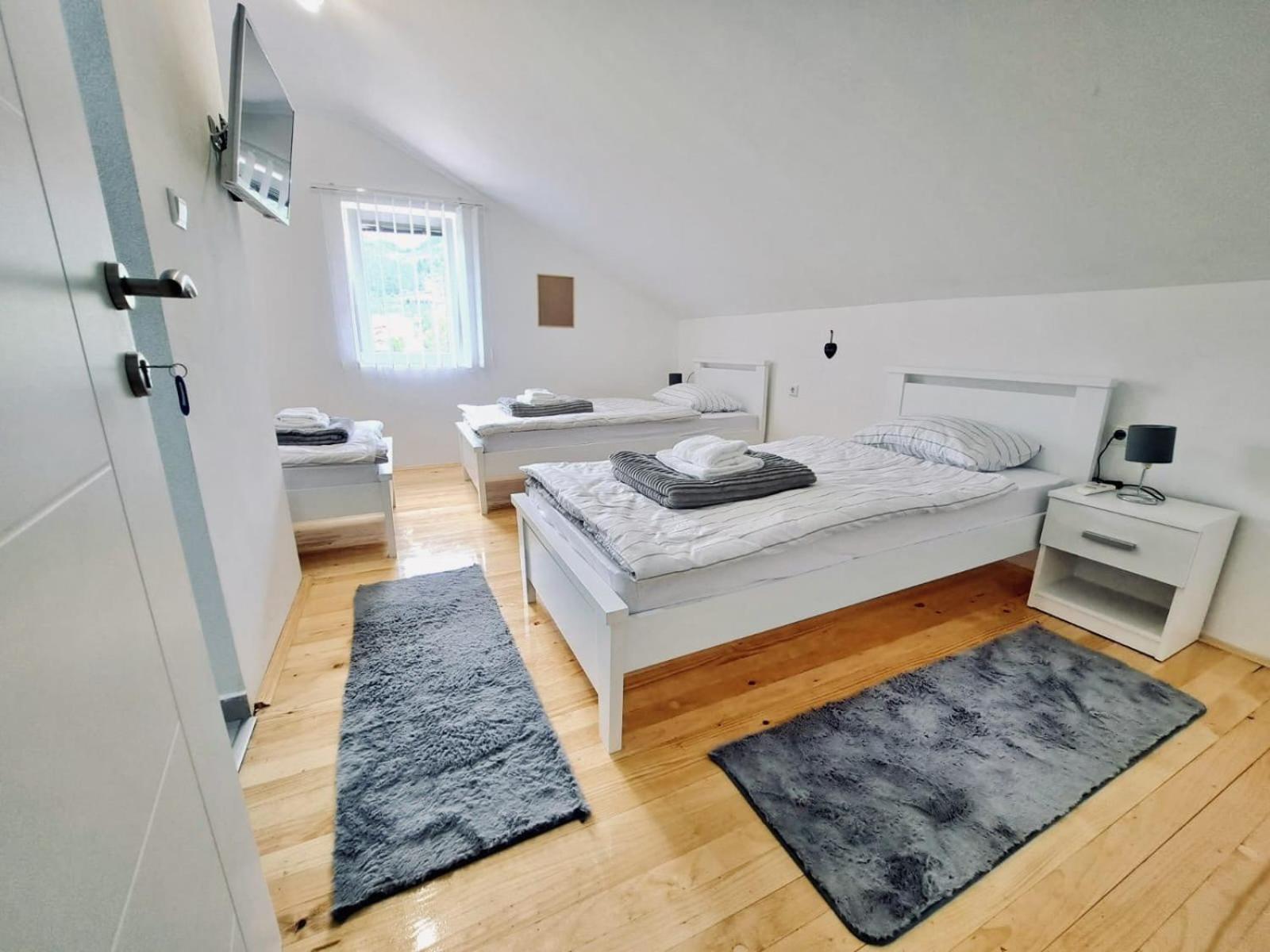 Bed and Breakfast Sobe Zizi Яйце Екстер'єр фото