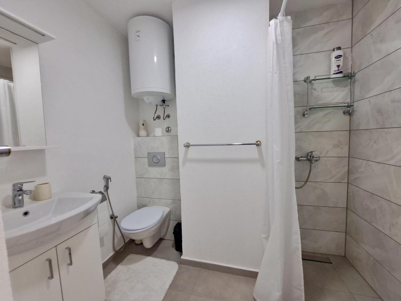 Bed and Breakfast Sobe Zizi Яйце Екстер'єр фото